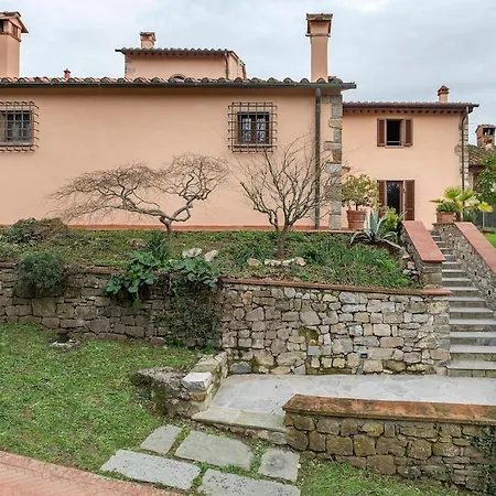 Dimora Campestre Il Cerro 펜션 프라토