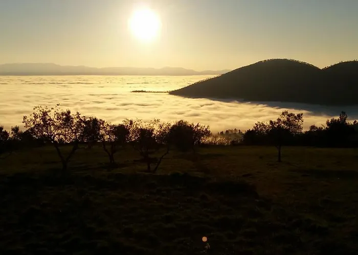 Dimora Campestre Il Cerro 펜션 프라토